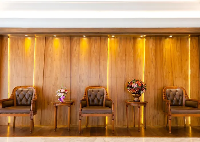 Отель The Grand Sathorn 4*