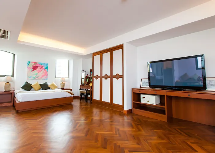 Отель The Grand Sathorn