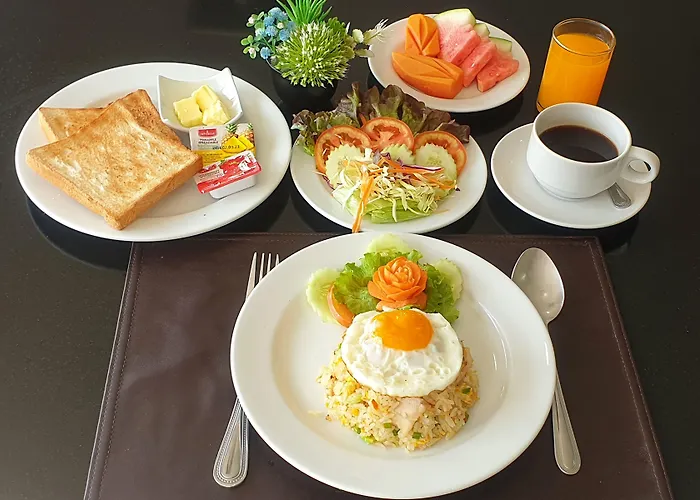 Отель The Grand Sathorn 4*