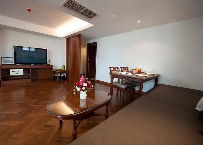 The Grand Sathorn Отель Бангкок