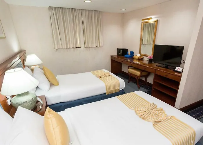 The Grand Sathorn 4*